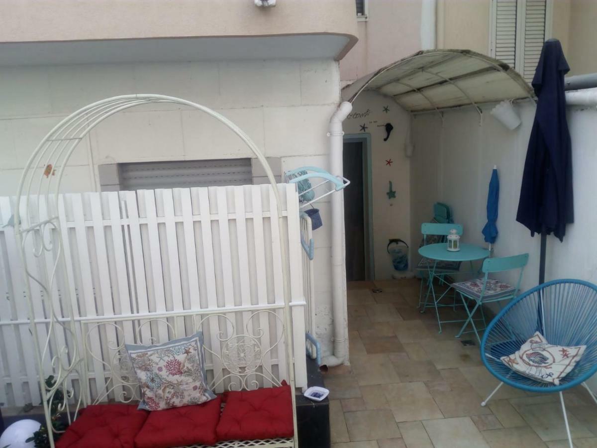 Blue Sea Apartman Aci Castello Kültér fotó